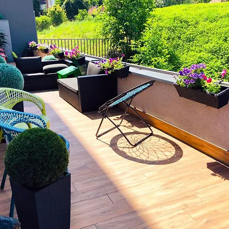 Relax And Terrace *