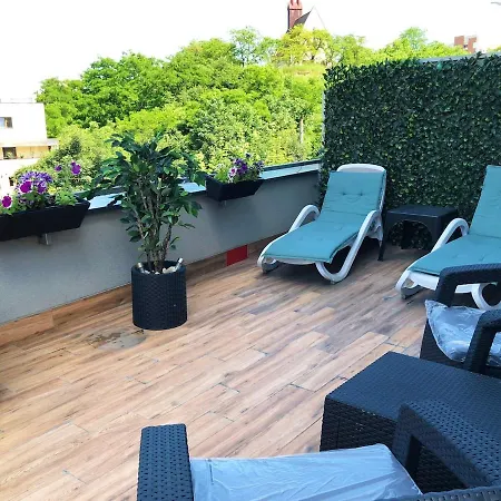 Relax And Terrace 아파트 *